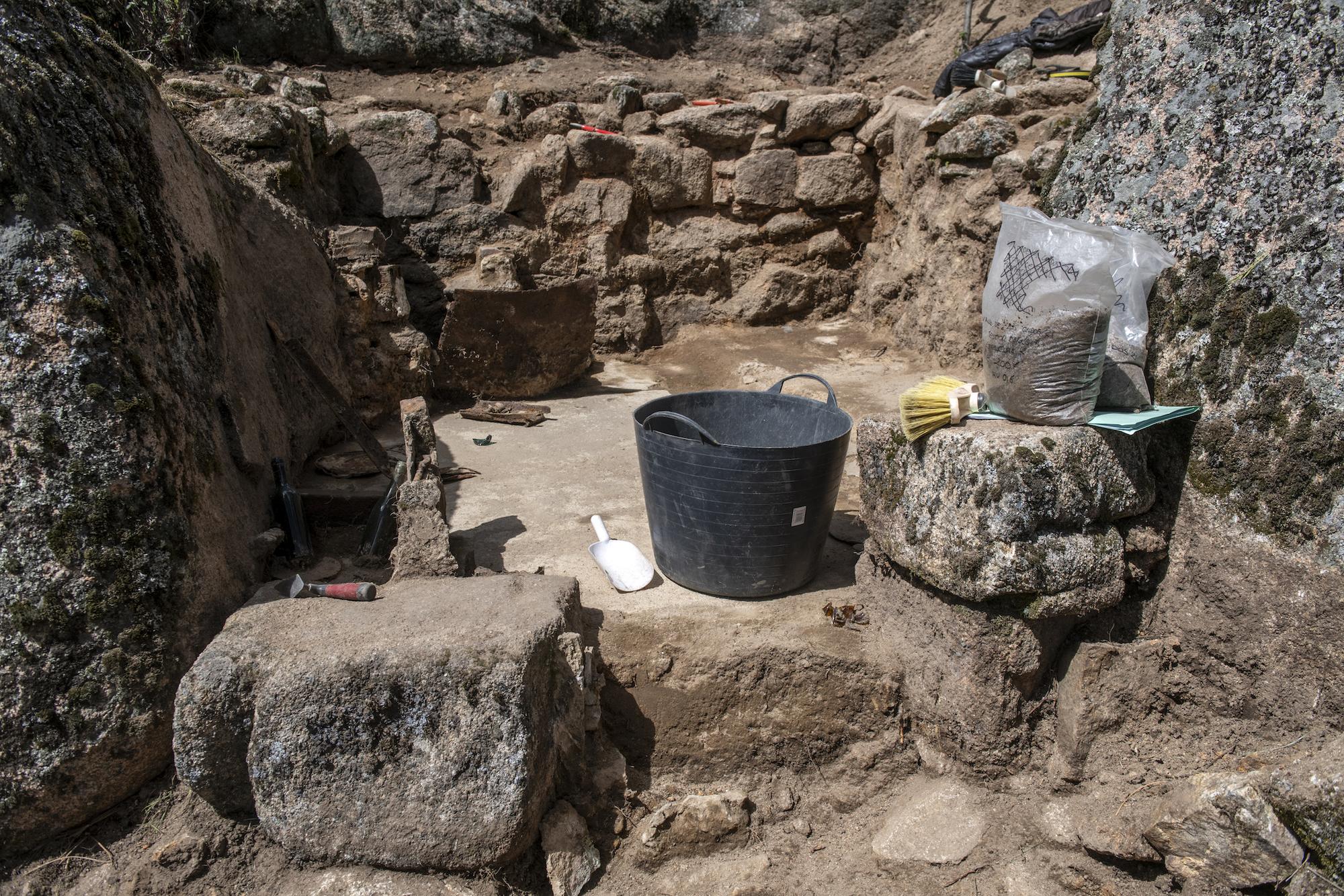 Proyecto arqueológico del Valle de los Caídos. Los campos de trabajo. - 2